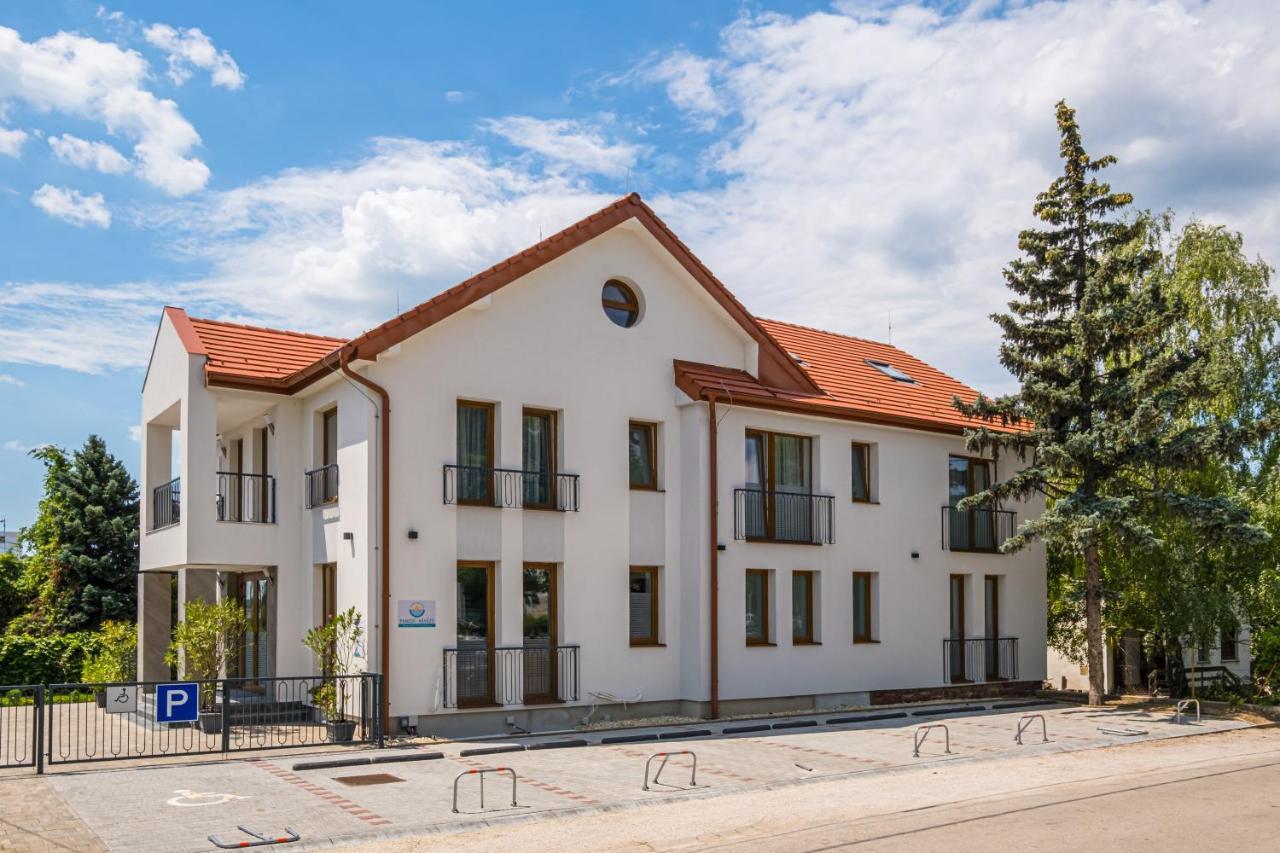 Fuered Centrum Panzio Балатонфюред Экстерьер фото